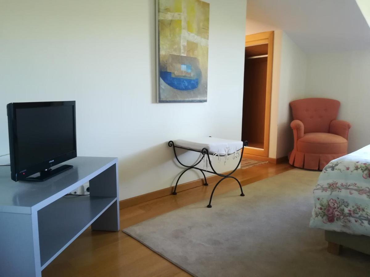 Casa Ribeira De Pera Villa Castanheira de Pera Eksteriør billede