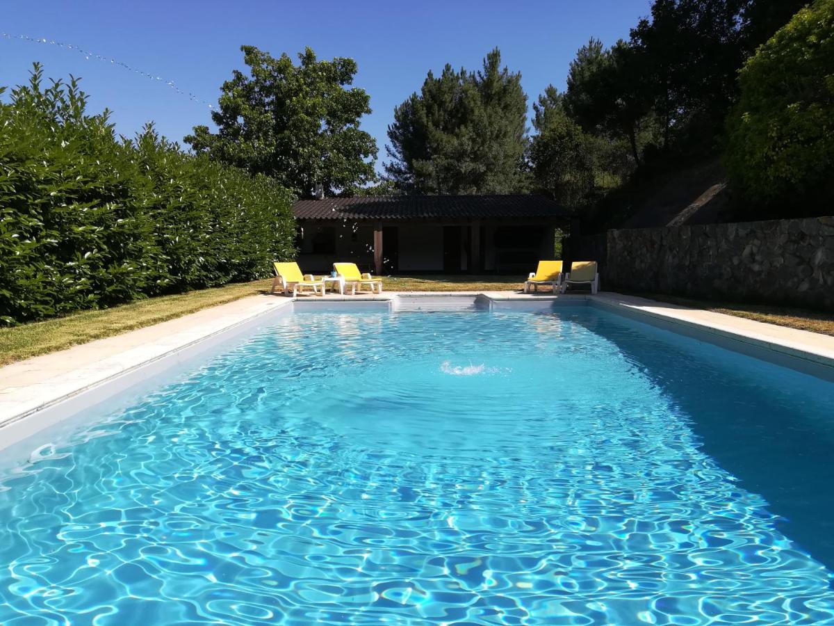 Casa Ribeira De Pera Villa Castanheira de Pera Eksteriør billede