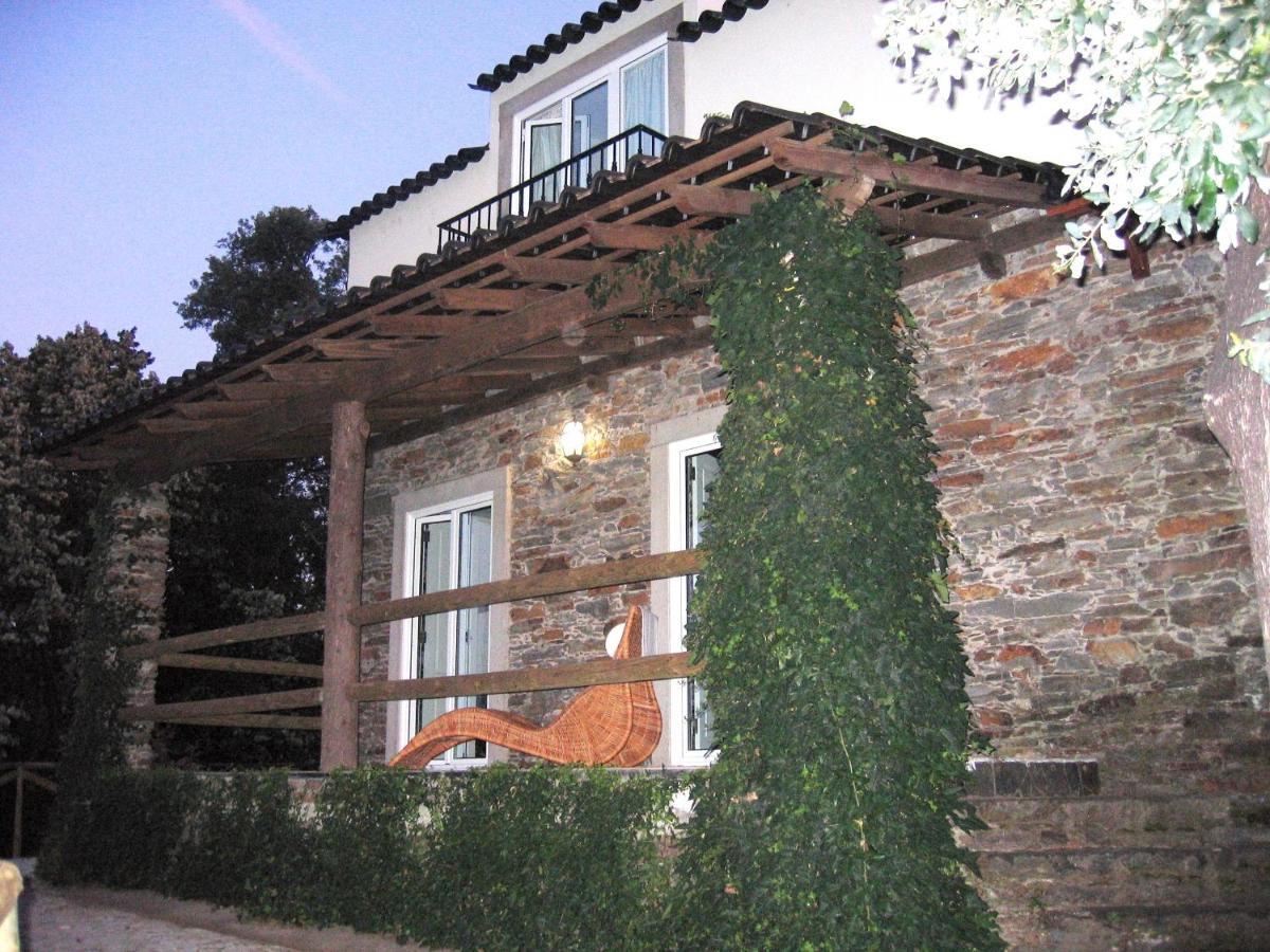 Casa Ribeira De Pera Villa Castanheira de Pera Eksteriør billede