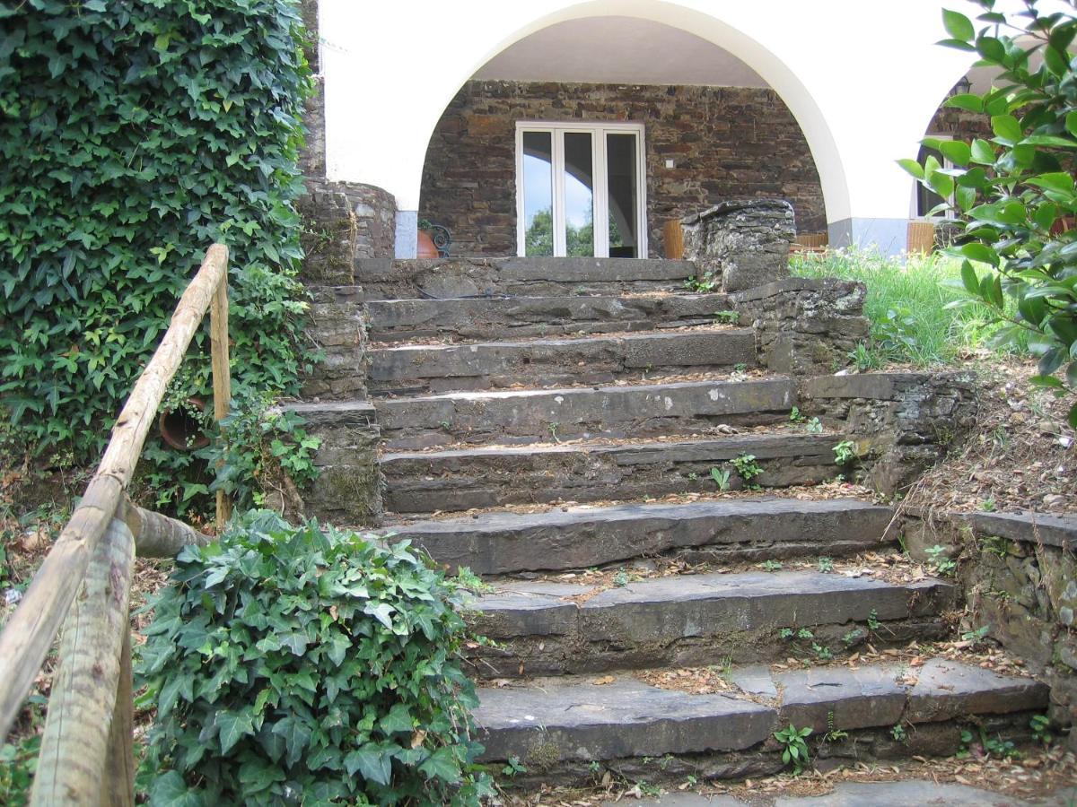 Casa Ribeira De Pera Villa Castanheira de Pera Eksteriør billede