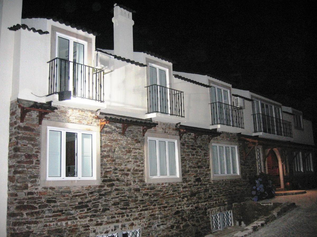 Casa Ribeira De Pera Villa Castanheira de Pera Eksteriør billede